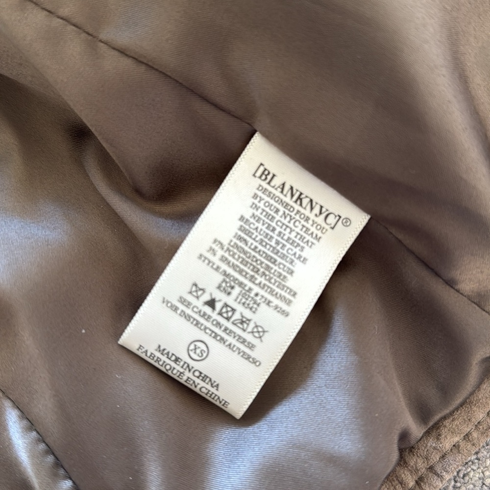 100% Leather Blank NYC Suede Moto Jacket - Picture 5 of 6